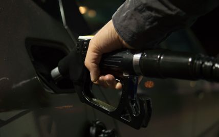 Автогаз начал дешеветь, а цены на бензин и дизтопливо поползли вверх