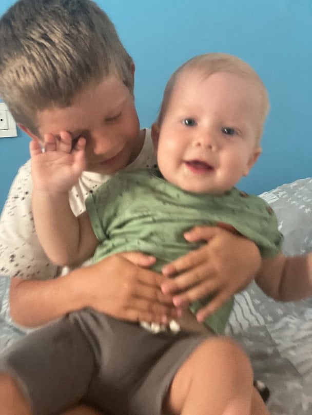 Сини Катерини Осадчої та Юрія Горбунова / © instagram.com/kosadcha