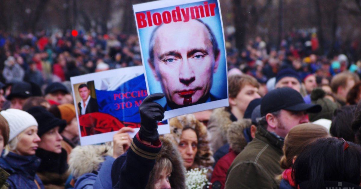 В Кремле резко прокомментировали призыв евродепутатов ввести санкции против Путина