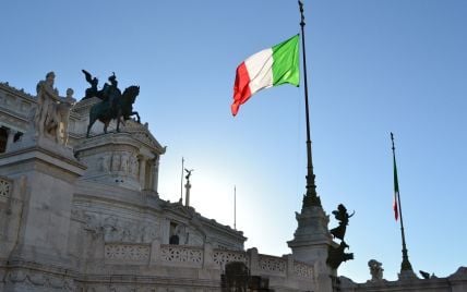 Европейский союз может наложить санкции на Италию