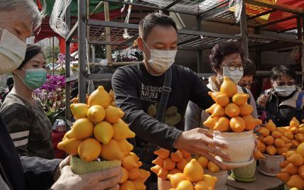 В Китае заявили, что коронавирус может распространяться через импортные продукты