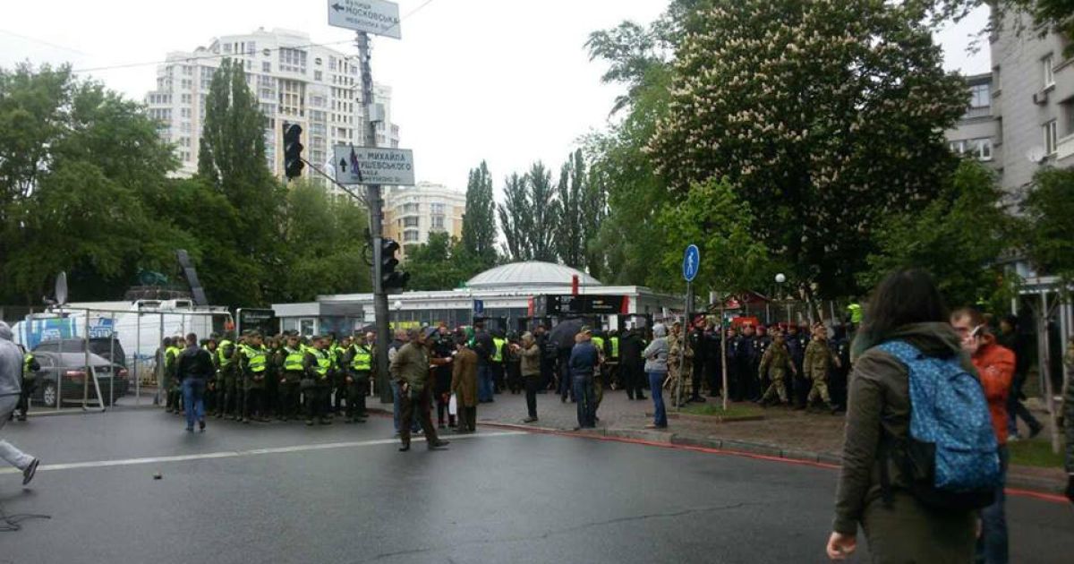 поліція на 9 травня_1 / © Facebook/Оксана Блищик