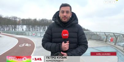 "Скляний" міст у Києві відремонтували: як він виглядає зараз