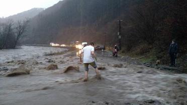 Закарпаття інтенесивно підтоплює. Річка Тиса вийшла з берегів / © Закарпатський кореспондент