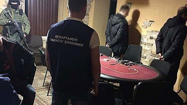 у києві закрили елітне казино_6 / © ГУ НП у г. Киеве