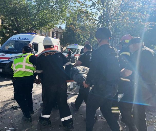 В Кривом Роге погиб один человек во время вражеских обстрелов / © МВД