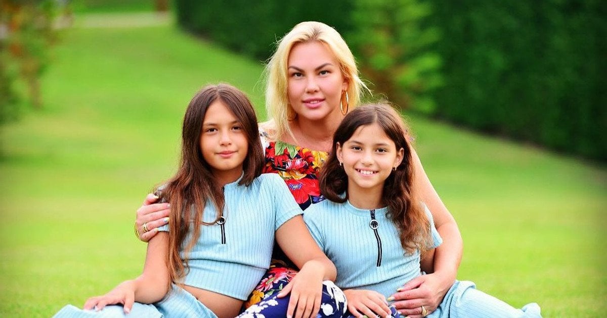 Камалия с дочерьми