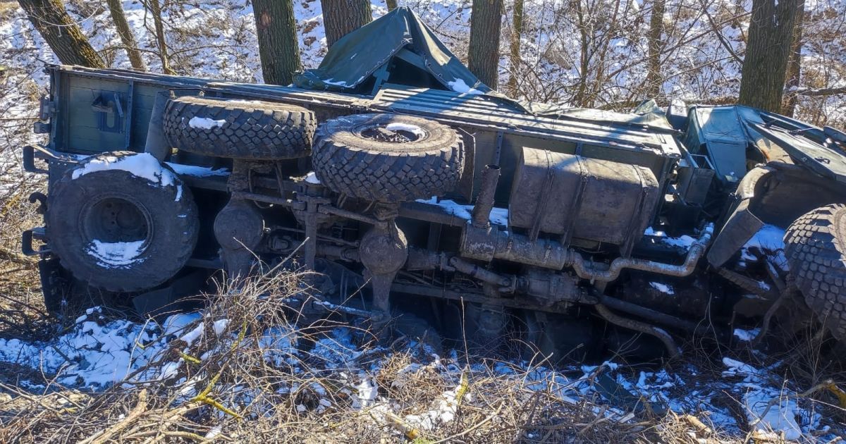 Загиблі окупанти та знищена техніка ворога: українські захисники відбили атаку росіян на східному напрямку