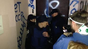 Активісти та поліція під дверима Вітренко / © Національний корпус
