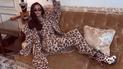 Кім Кардашян у total leopard спокусливо полежала на дивані
