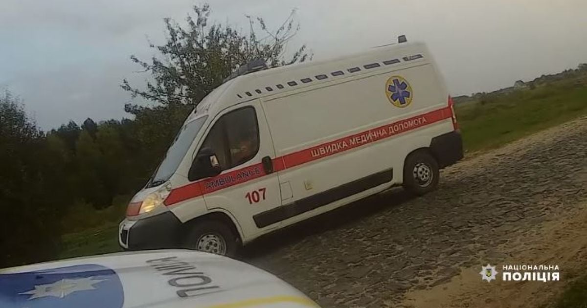 Ровенские копы помогли доставить в больницу 3-летнего мальчика с судорогами