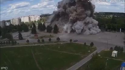 В Лозовой ракетный удар разрушил дом культуры