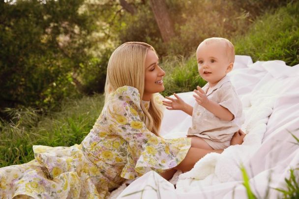 Періс Гілтон з сином / © instagram.com/parishilton
