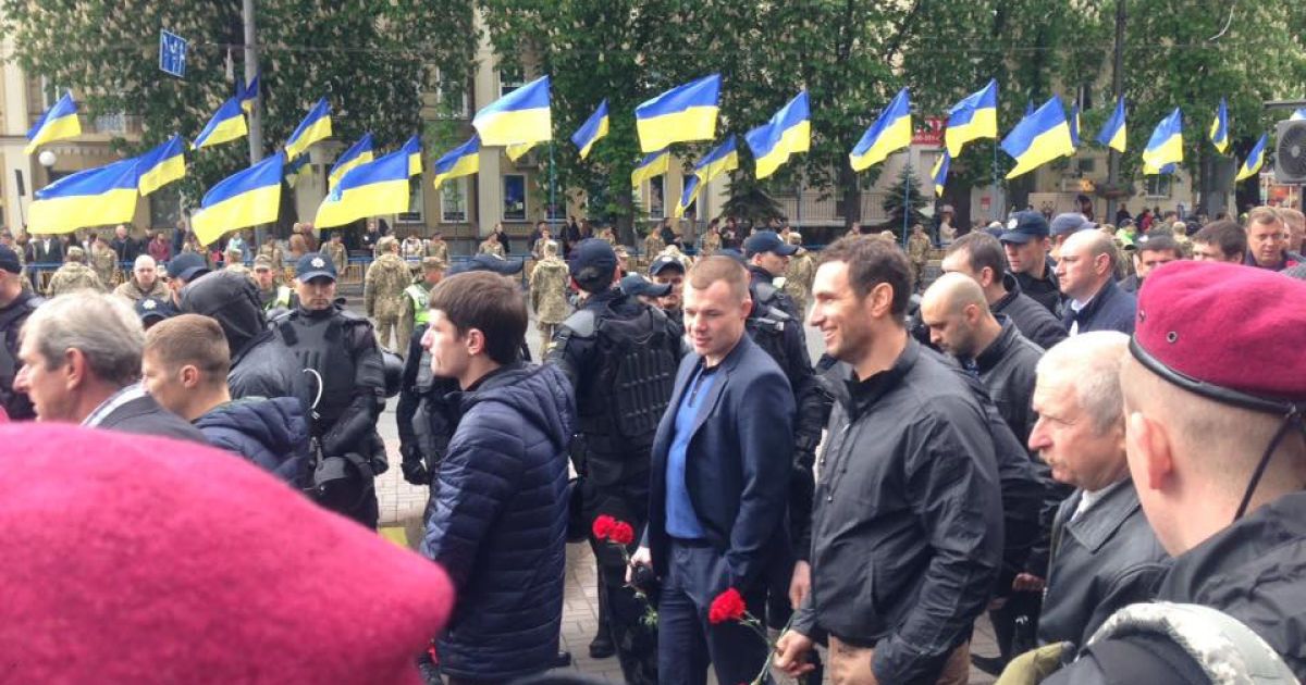 В Киеве задержали людей из-за георгиевских лент