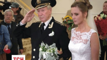 84-летний российский актер Иван Краско женился на студентке