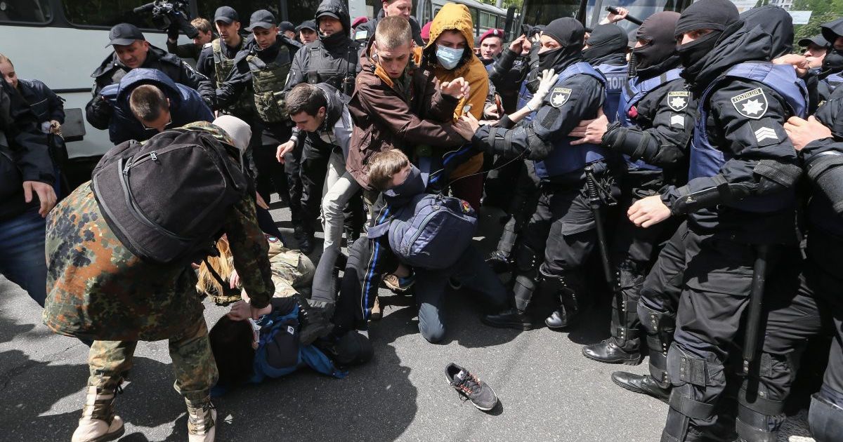 День победы над нацизмом в Украине: правоохранители задержали 45 человек