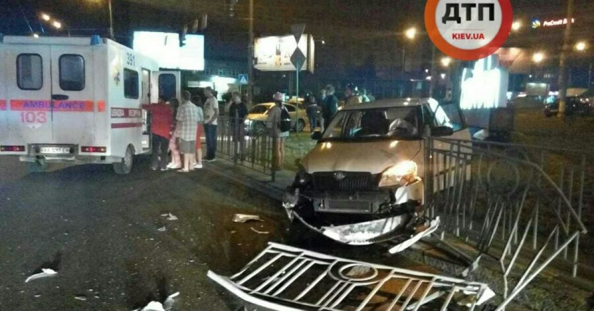 ДТП у Києві_11 / © Facebook/Влад Антонов
