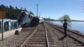 В США поезд с 250 пассажирами сошел с рельсов