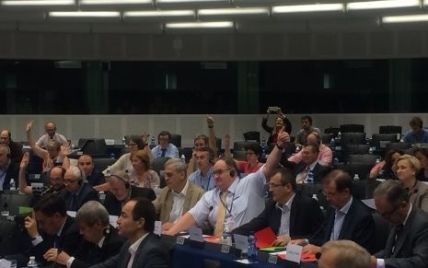 Комитет Европарламента поддержал рекомендации ускорить предоставление безвизового режима Украине