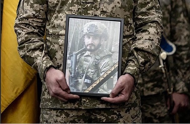 В Украине погиб британский дронщик-виртуоз: что о нем известно
