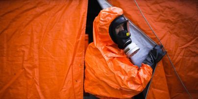 Захід приводить ядерну зброю в бойову готовність