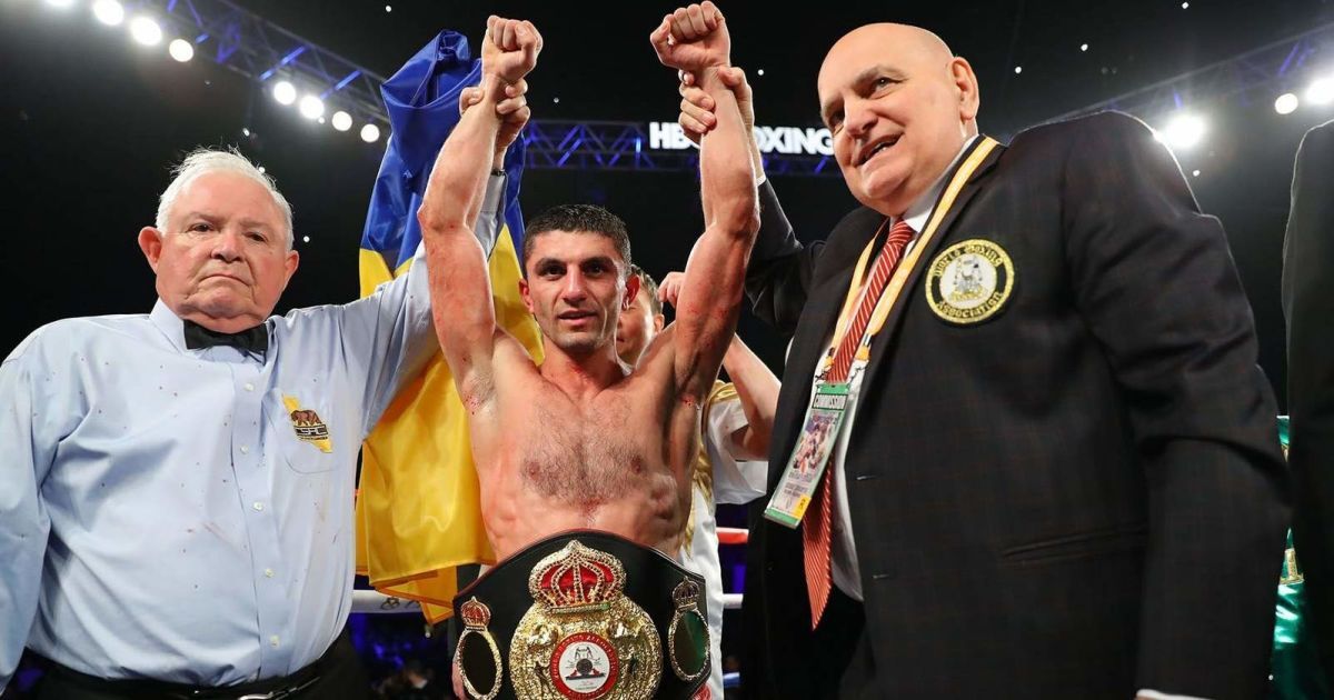 Непереможний українець Далакян нокаутував суперника та уп'яте захистив чемпіонський титул (відео)