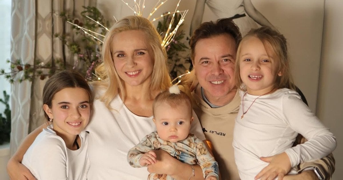 Лілія Ребрик з родиною