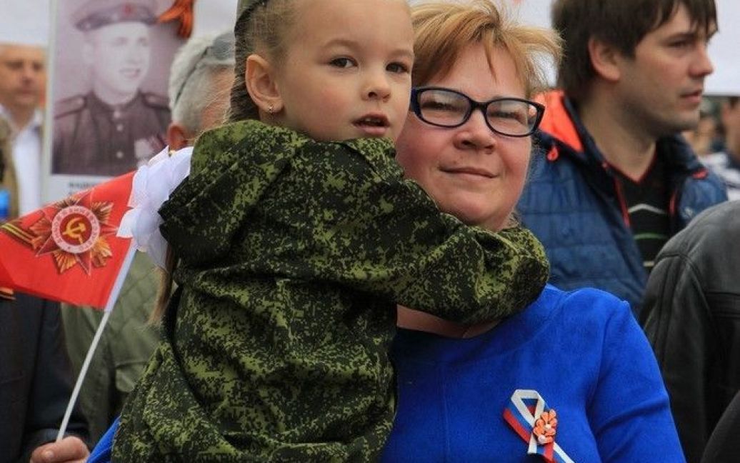Военный парад в "ЛНВ" / © Луганский информационный центр