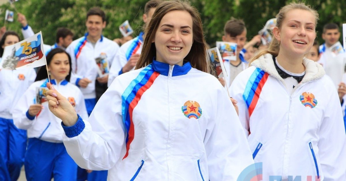 Военный парад в "ЛНВ" / © Луганский информационный центр