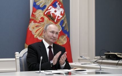 У Путіна заявили, що він сам відповість на пропозицію Зеленського зустрітися на Донбасі