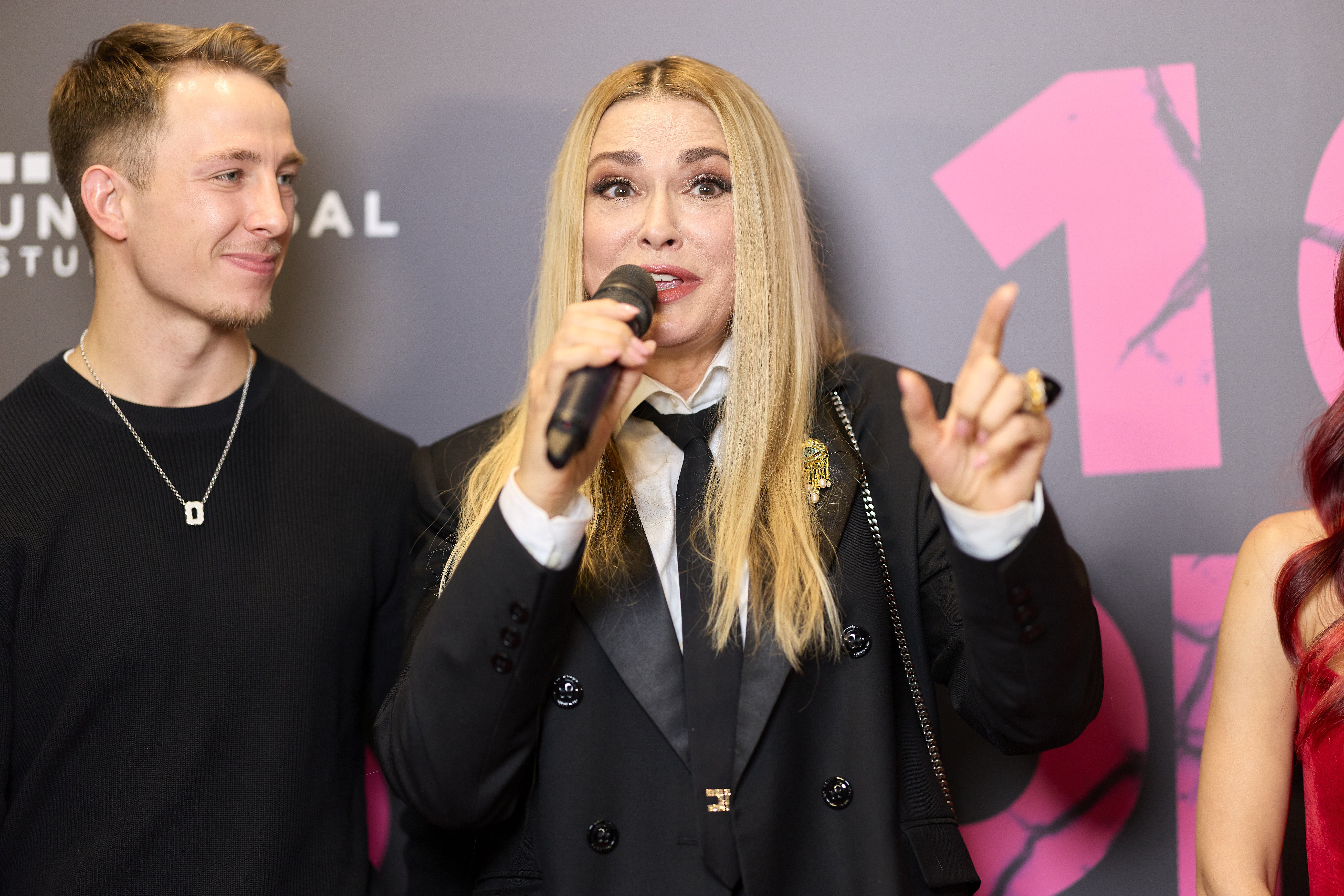 Секс үлкен мүшесі және жопы видео скачать из TF