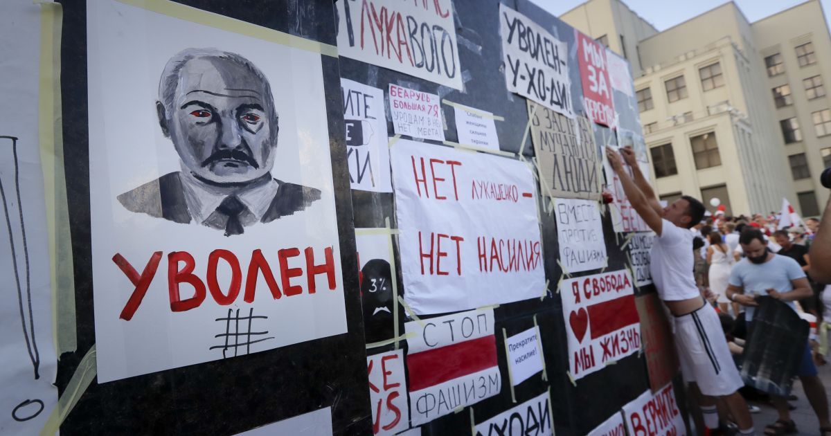 Головне про вимоги білорусів до влади: люди хочуть перевиборів, а Лукашенко каже - лише після його смерті