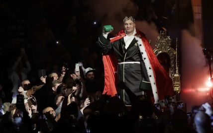 Усика включили до рейтингу найкращих боксерів 2020 року, лідирує "Циганський Король"