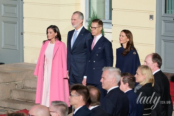 Королева Летиція, король Філіп VI, президент Фінляндії Александр Стубб та його дружина Сюзанна Іннес-Стубб / © Getty Images