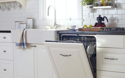AirDry: Electrolux презентовал новые посудомойки с функцией быстрой сушки