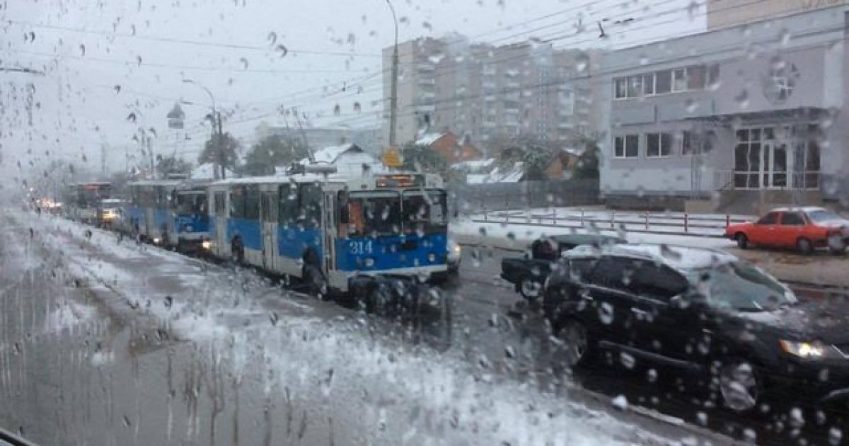 сніг у Вінниці 13 жовтня_17 / © Винница.Info