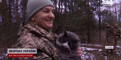 Бійчиня на Волині захищає кордон зі своїм котом