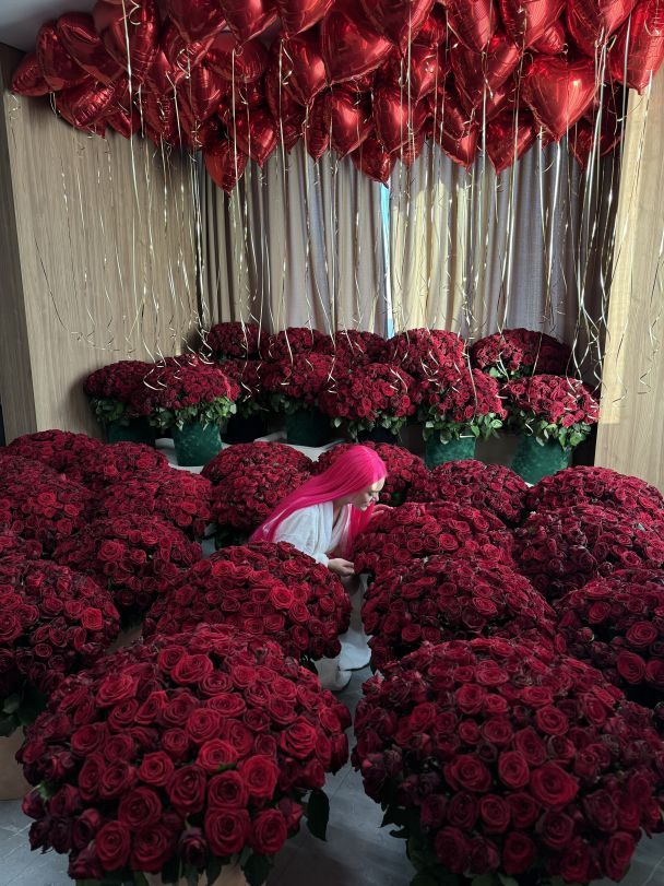 Candy Superstar виходить заміж