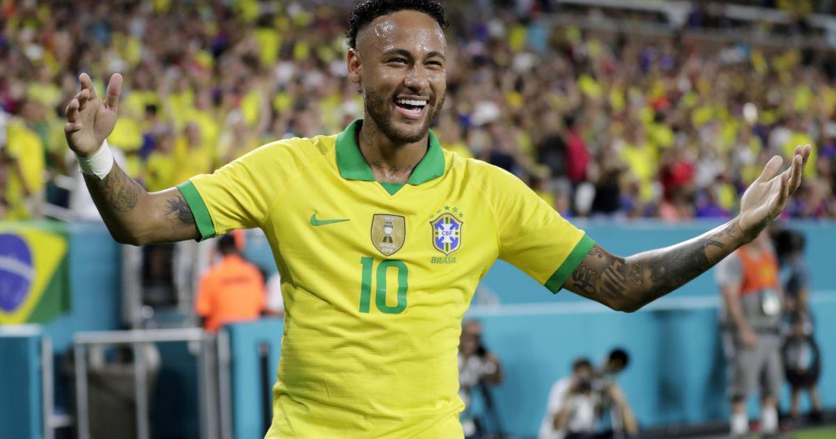Неймар спас Бразилию от поражения в матче с Колумбией