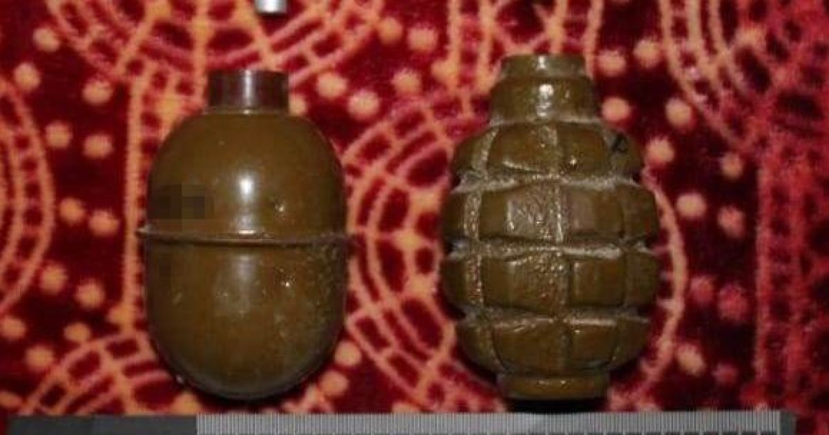 В Одесской области женщина хранила боевые гранаты в ящике со шляпами (фото)