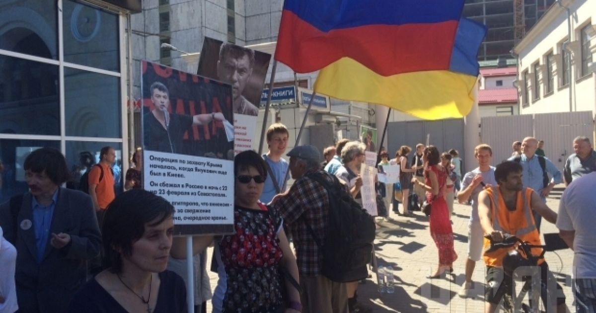Мітинг тривав пвітори години