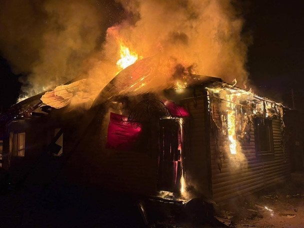 Последствия вражеского обстрела Черниговской области 29 ноября / © Глава Черниговской ОВА Вячеслав Чаус