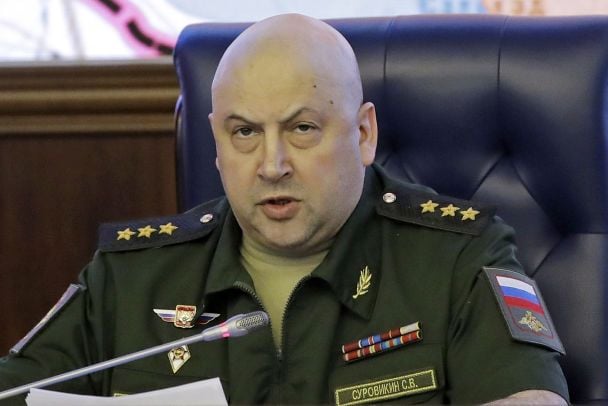Британская разведка рассказала, куда исчез российский генерал Суровикин