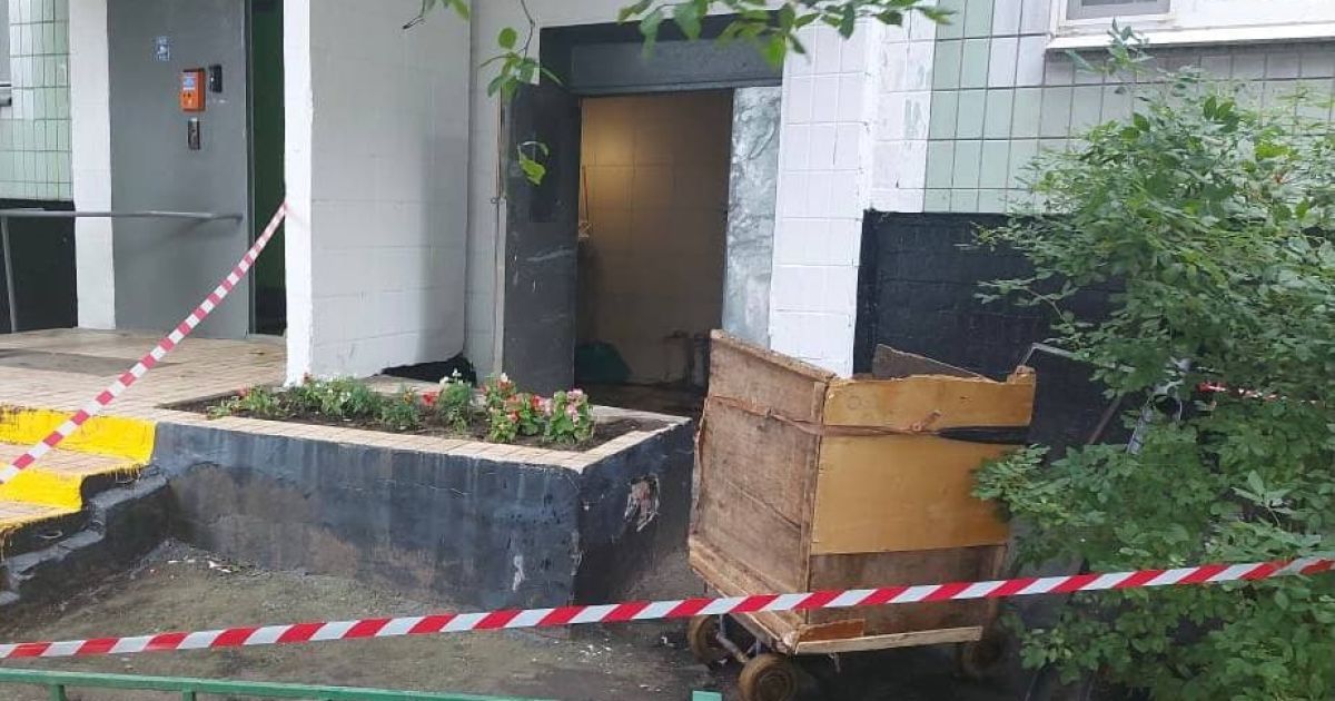 У Москві новонароджену дівчинку викинули до сміттєпроводу (фото)