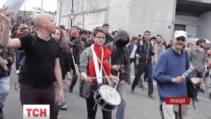 Французские профсоюзы обещают новые масштабные протесты во время футбольного чемпионата