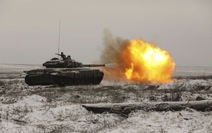В РНБО назвали точну кількість військ РФ біля українських кордонів