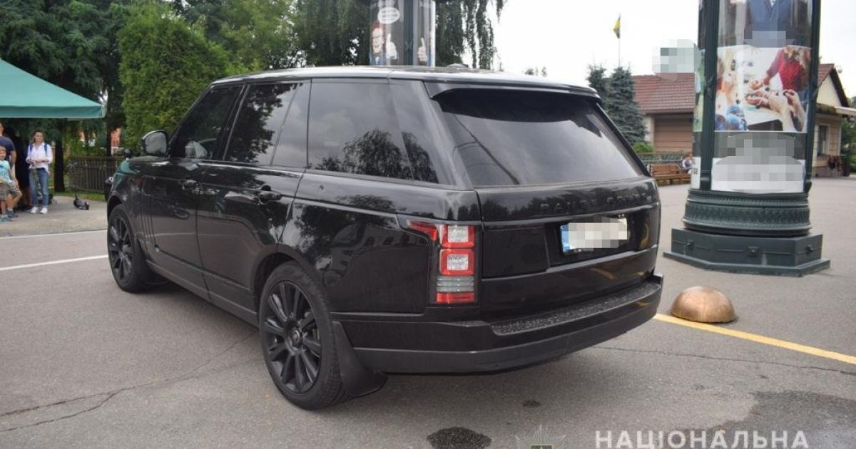 У Києві іноземець стріляв в авто киянина, коли той перелаштувався в іншу смугу, щоб швидше проїхати блокпост / © Поліція Києва / Facebook