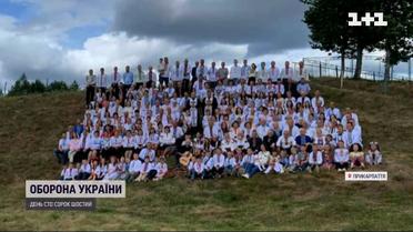 Один в один: на Прикарпатті заново сфотографувалися й відтворили 100-річну світлину