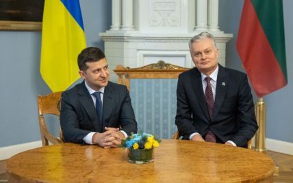 Президент Литвы дал Зеленскому совет про "уступки" перед "нормандской" встречей