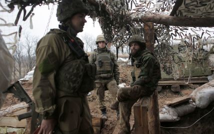 Ситуация на Донбассе. Боевики накрыли минометным огнем, пострадал украинский военный
